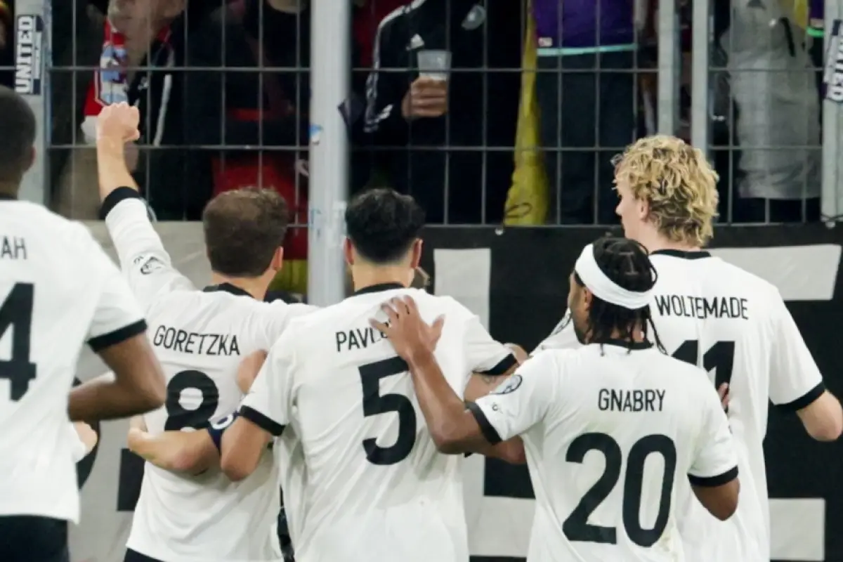Foto archivo de Alemania festejando gol 