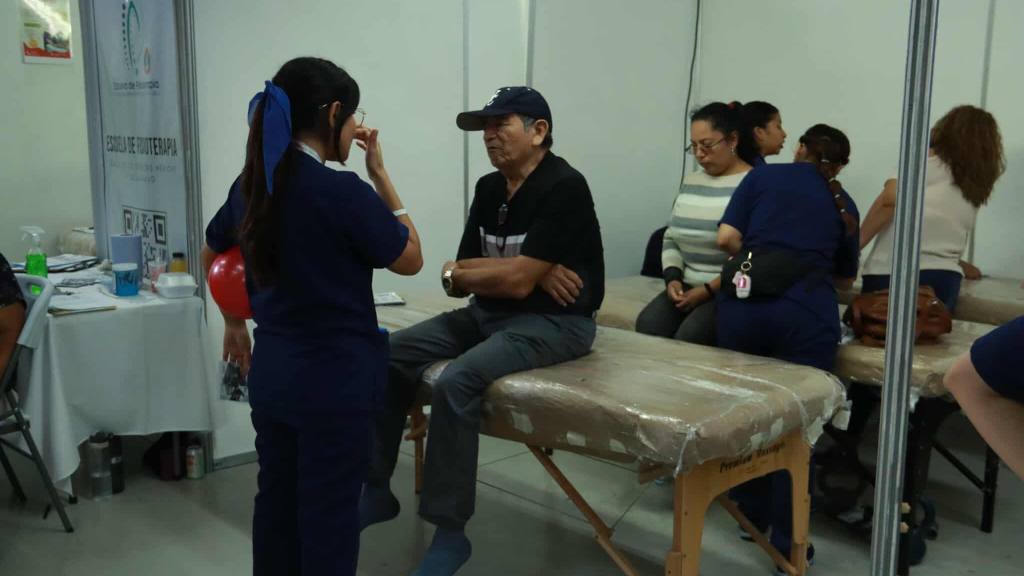 Ofrecen servicios de salud gratis en Parque de la Industria | Álex Meoño