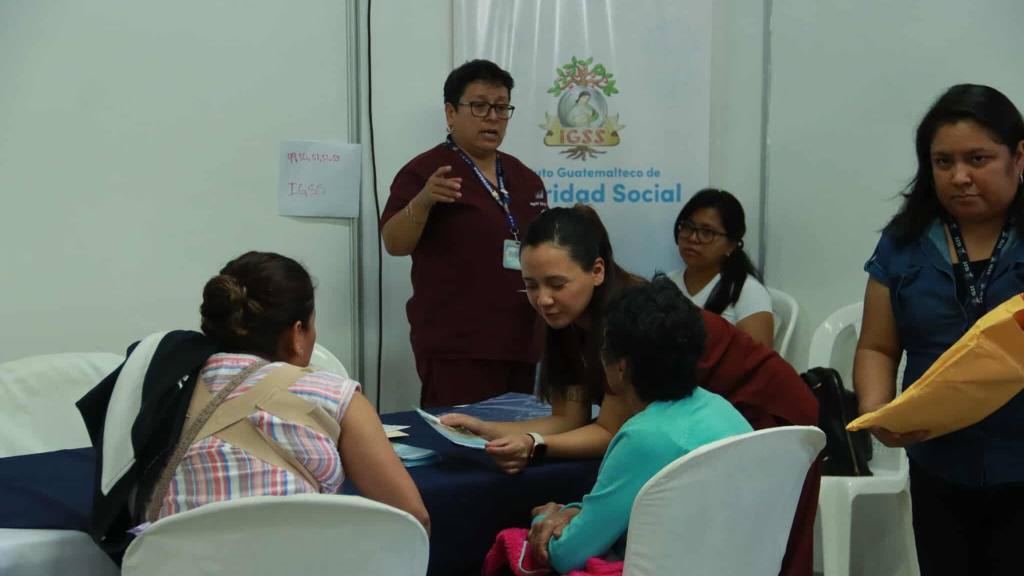 Ofrecen servicios de salud gratis en Parque de la Industria | Álex Meoño