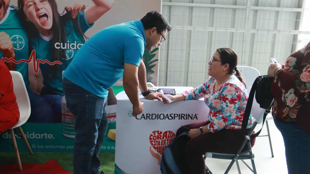 Ofrecen servicios de salud gratis en Parque de la Industria | Álex Meoño