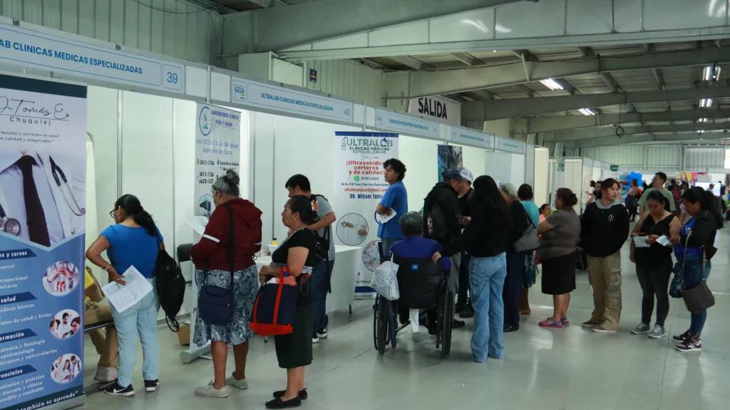 Ofrecen servicios de salud gratis en Parque de la Industria | Álex Meoño