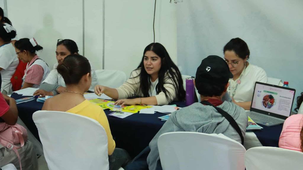 Ofrecen servicios de salud gratis en Parque de la Industria | Álex Meoño