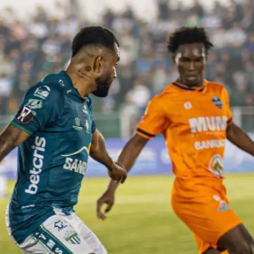 Antigua recibió a Achuapa en el estadio Pensativo de Antigua Guatemala 