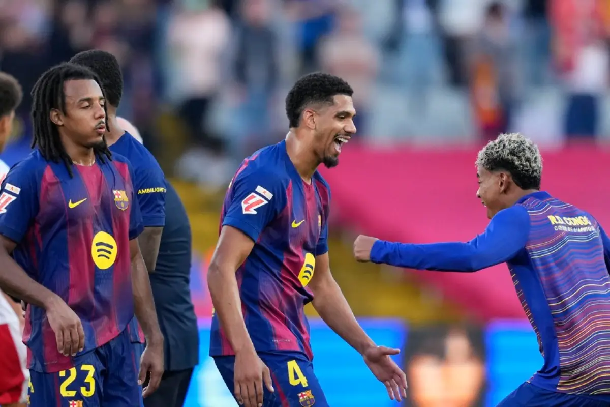 Ronald Araujo da triunfo al Barcelona frente al Girona