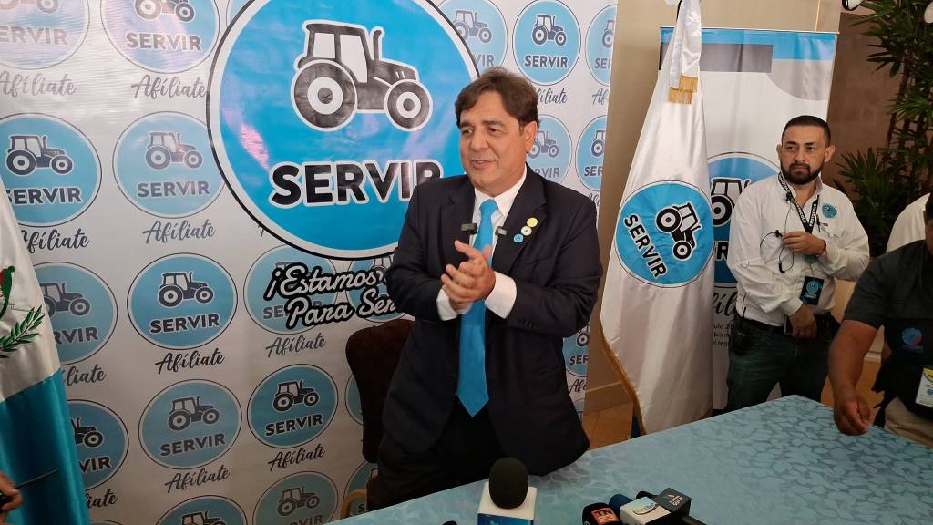 Carlos Pineda asume como secretario general de SERVIR | Álex Meoño