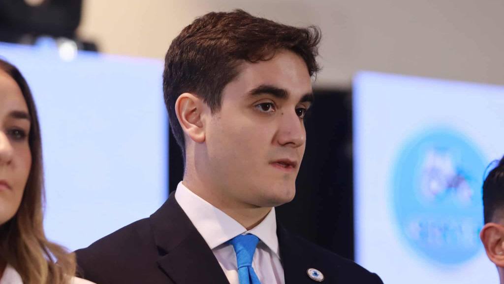 Carlos Pineda asume como secretario general de SERVIR | Álex Meoño