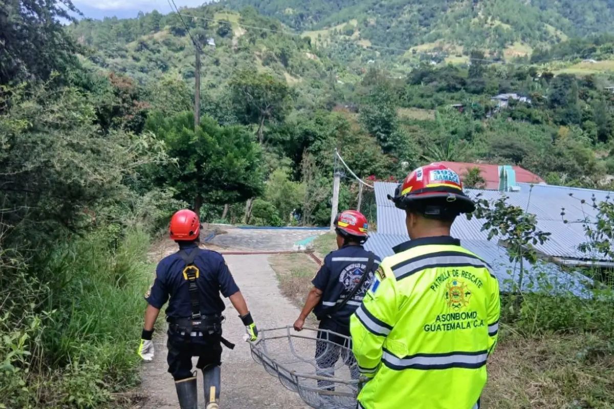 El hallazgo del joven fallecido llenó de luto y dolor a su familia y comunidad., Bomberos Municipales Departamentales. 