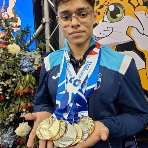 Jaycko Bourdet ganó su primera medalla de oro en unos Juegos Deportivos Centroamericanos el pasado viernes 