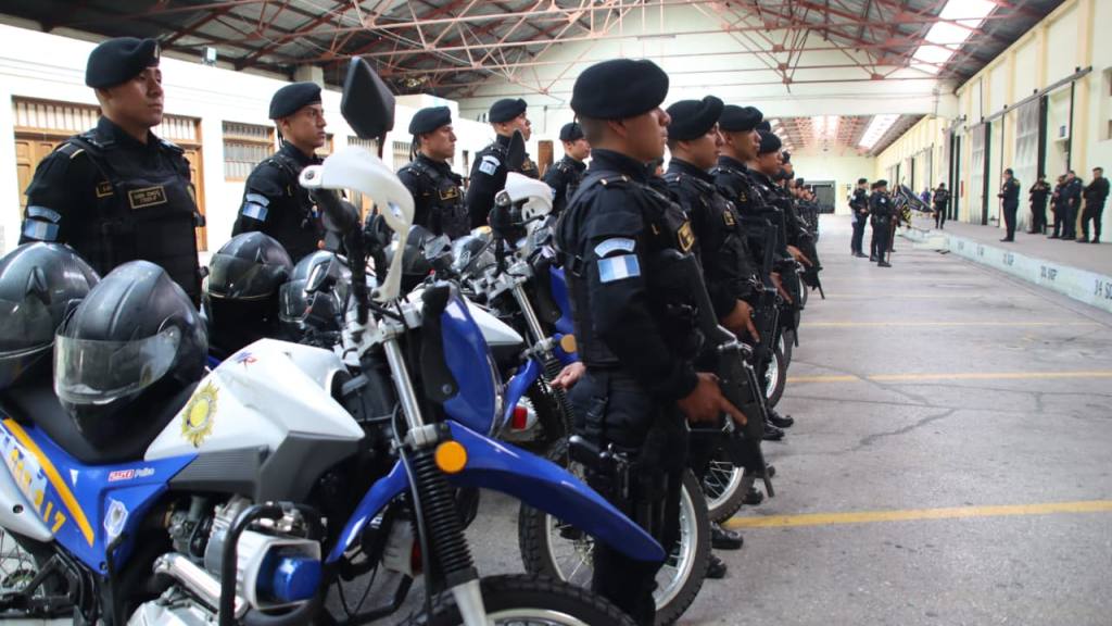 PNC enviará 90 agentes a cinco departamentos para ejecutar recapturas | PNC de Guatemala