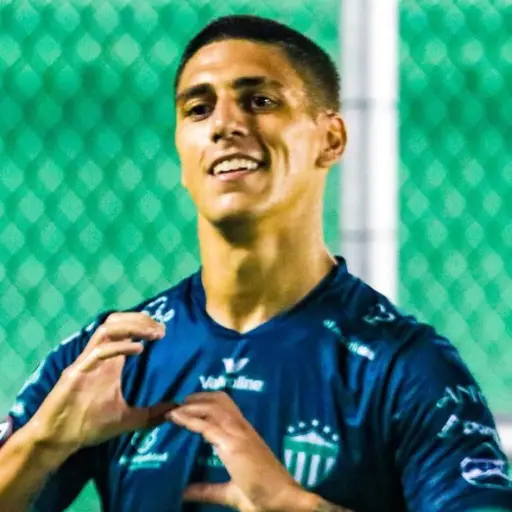 Juan Apaolaza se acerca al goleador del Apertura 2025