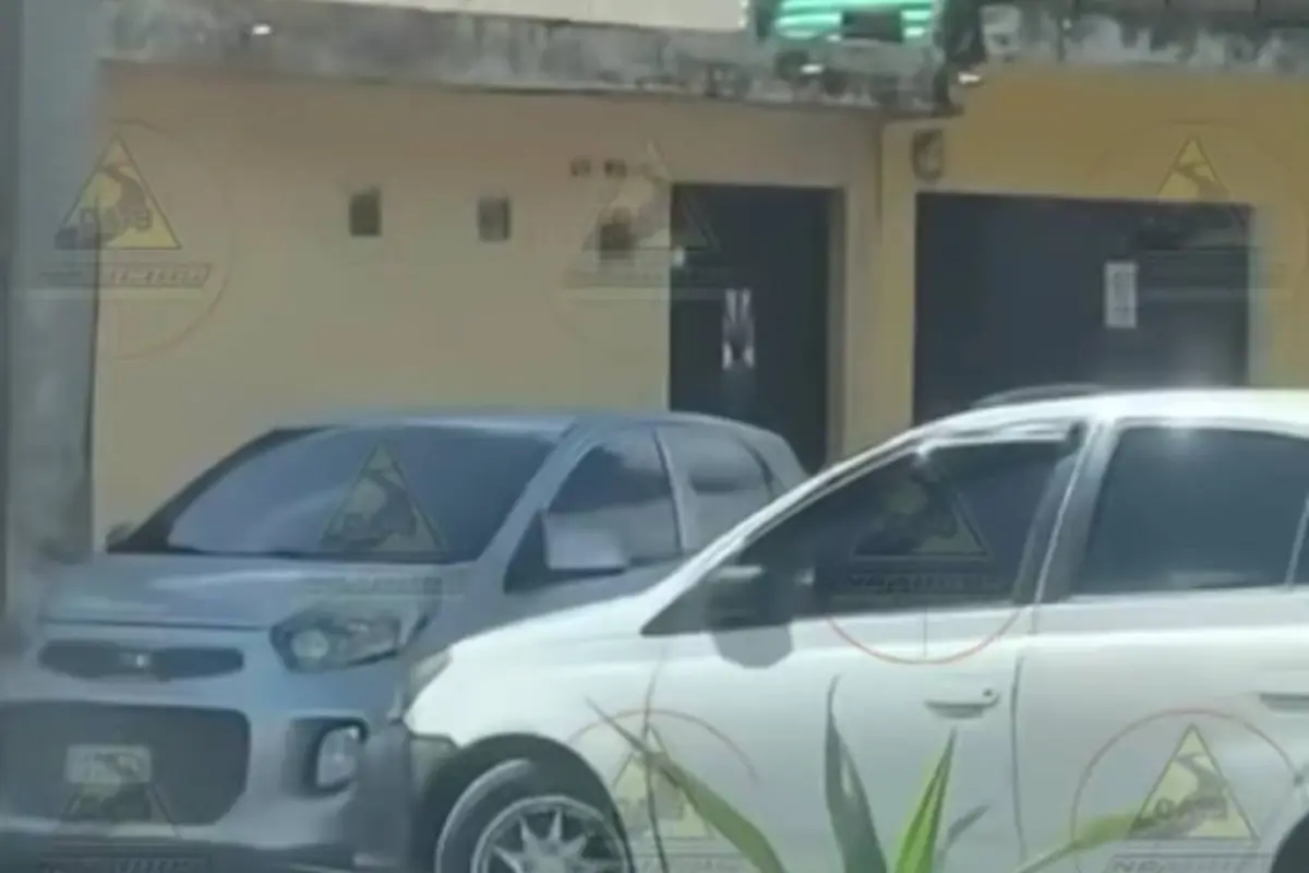 Incidente vial en zona 18., Captura de pantalla video Facebook.