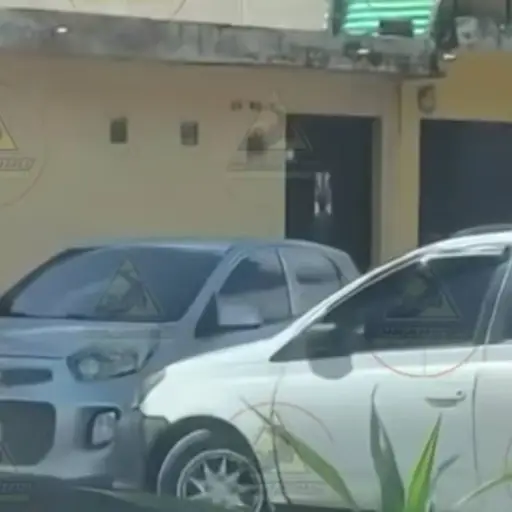 Incidente vial en zona 18. ,Captura de pantalla video Facebook.