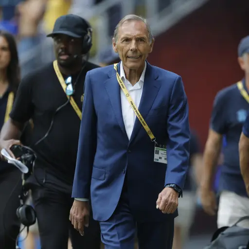Fotografía del 24 de junio de 2025 del entrenador de Boca Juniors, Miguel Ángel Russo (c), en el Mundial de Clubes en Nashville (EE ,UU