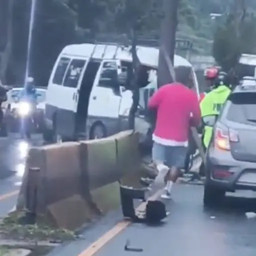 Accidente en la calzada La Paz. ,Captura de pantalla video X.