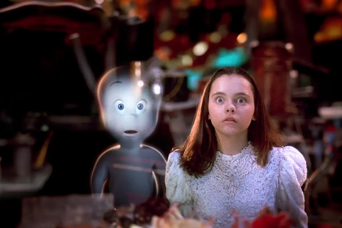 Casper, Redes sociales