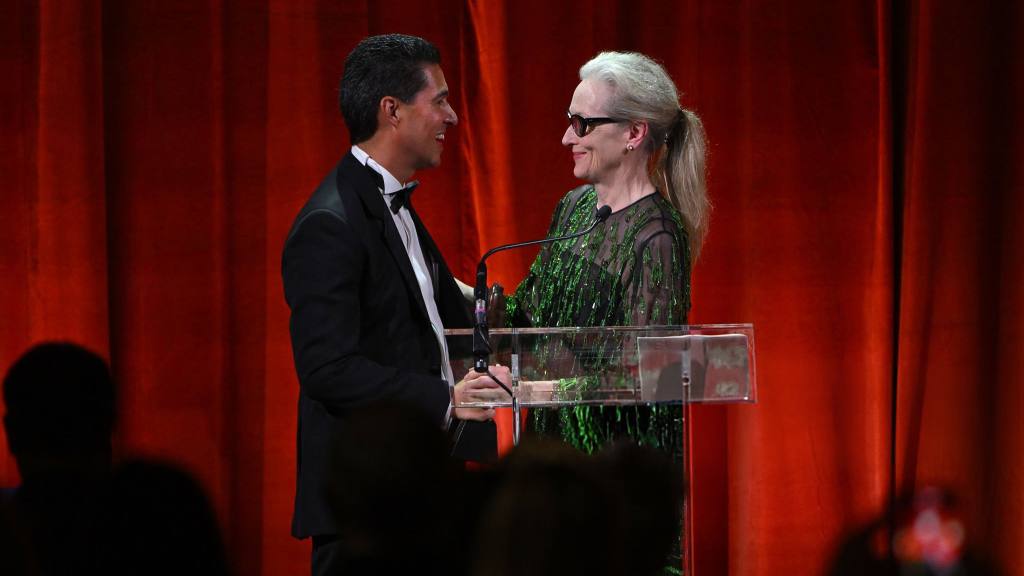 Meryl Streep entrega Premio Albies de José Rubén Zamora | Redes sociales