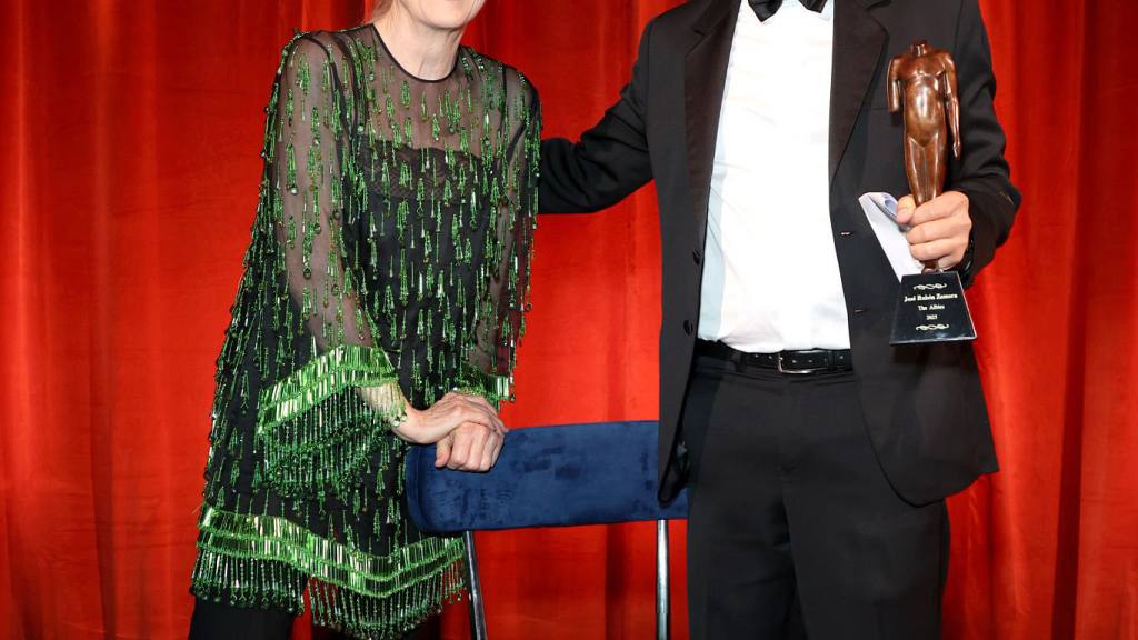 Meryl Streep entrega Premio Albies de José Rubén Zamora | Redes sociales