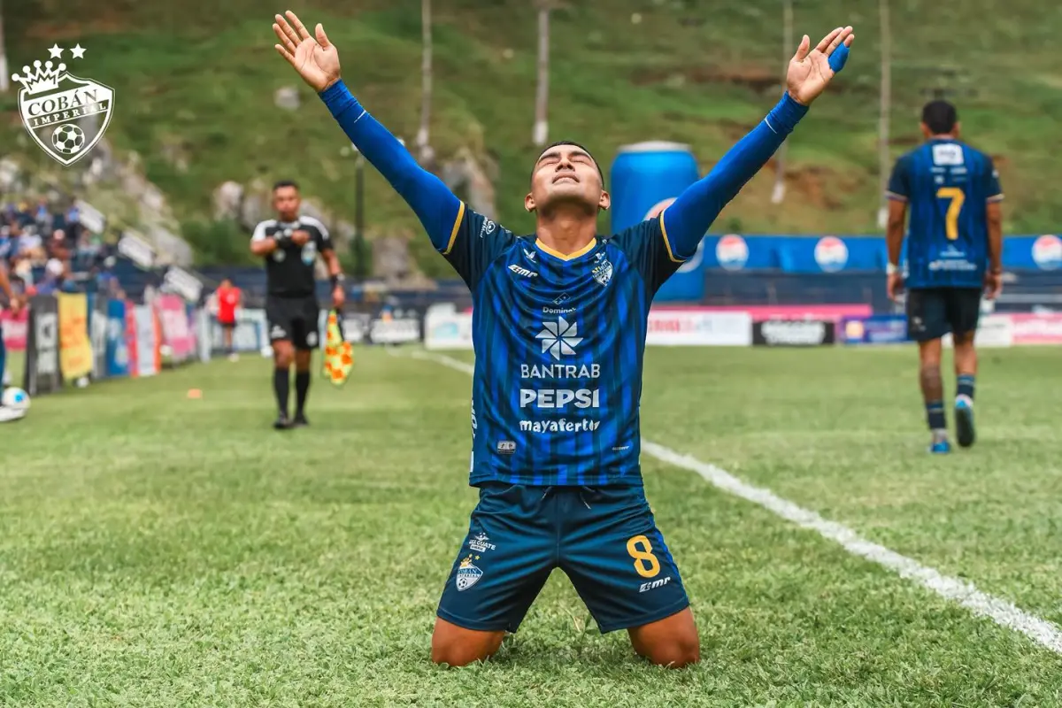 Celebración de Cobán ante Guastatoya - Cobán Imperiak