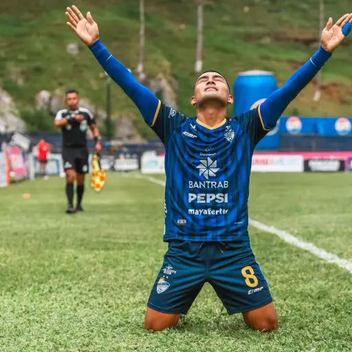 Celebración de Cobán ante Guastatoya - Cobán Imperiak