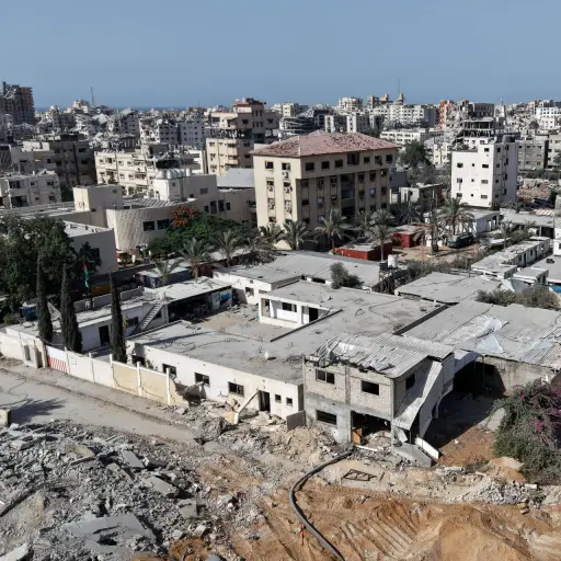 Vista general de la ciudad de Gaza tomada con dron, durante una visita de medios internacionales en compañía del Ejército israelí, este viernes, 3 de octubre , EFE/Jack Guez/Pool