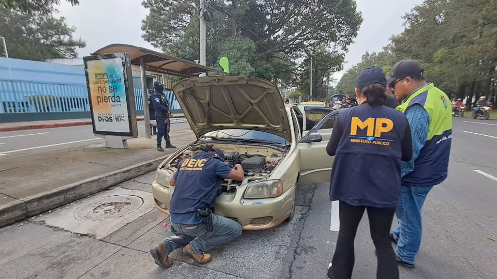 Operativos contra taxis pirata dejan un hombre capturado | PNC de Guatemala.