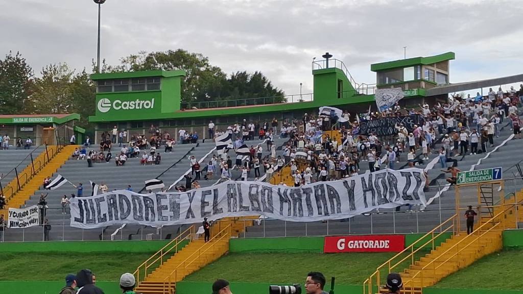 Partido entre Comunicaciones y Mixco - Jornada 13 Apertura 2025 | Alex Meoño
