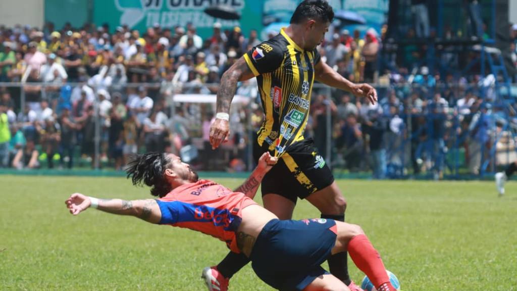 Apertura 2025: Aurora vs. Municipal  | Alex Meoño 