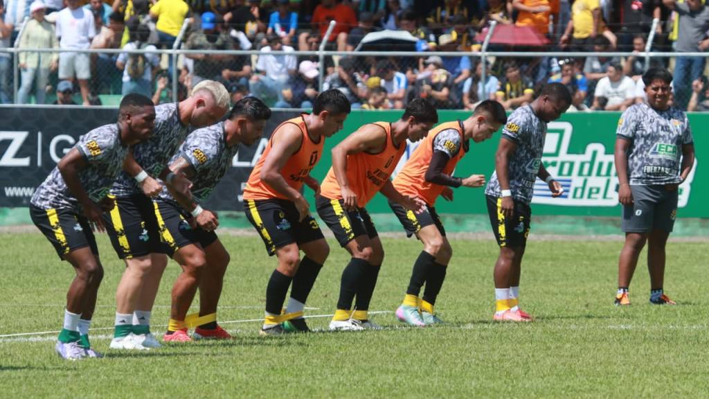 Apertura 2025: Aurora vs. Municipal  | Alex Meoño 