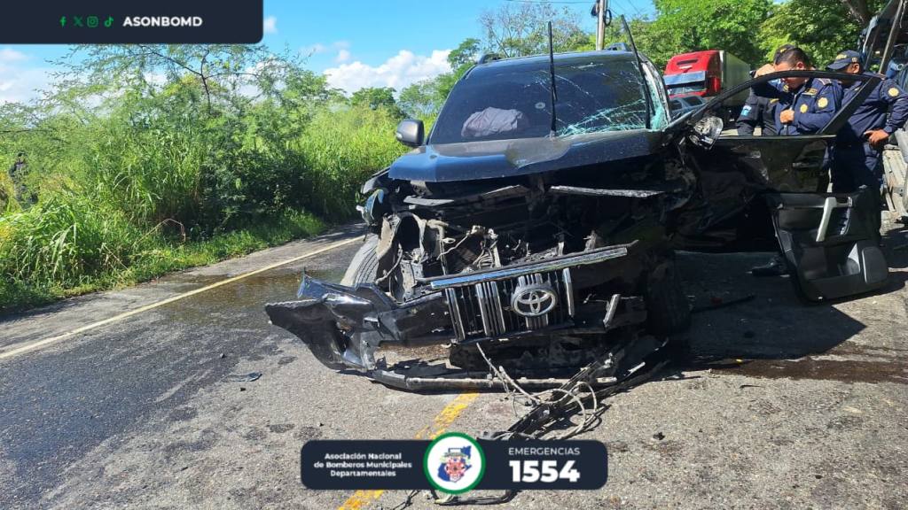 Múltiple colisión deja un fallecido y 9 heridos en ruta al Atlántico | Bomberos Municipales Departamentales