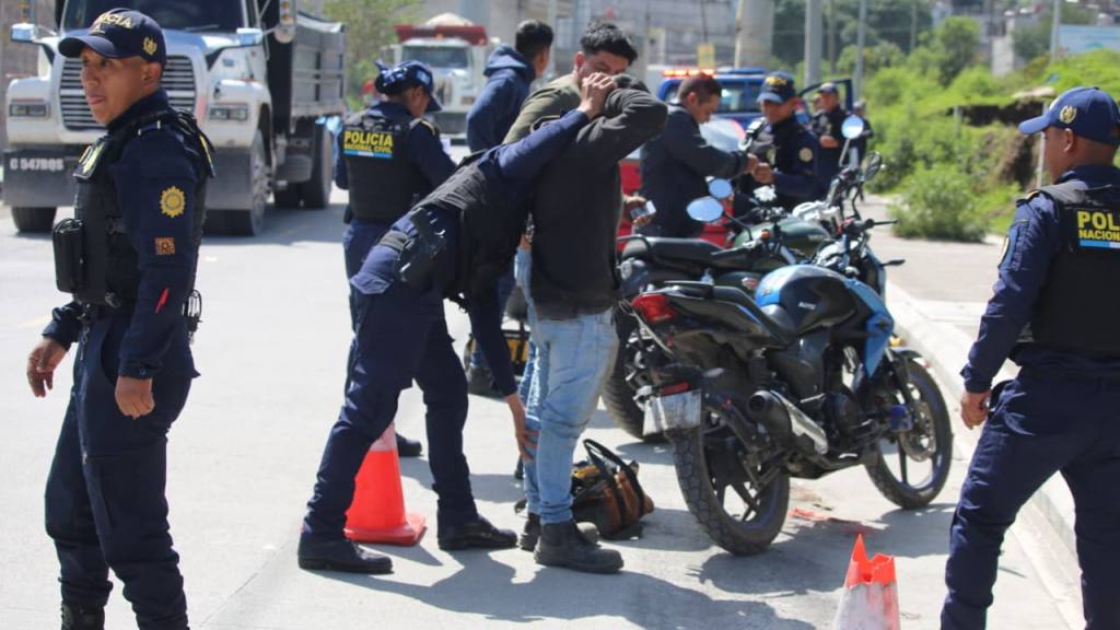 Previenen delitos en carreteras con operativos sorpresa | 