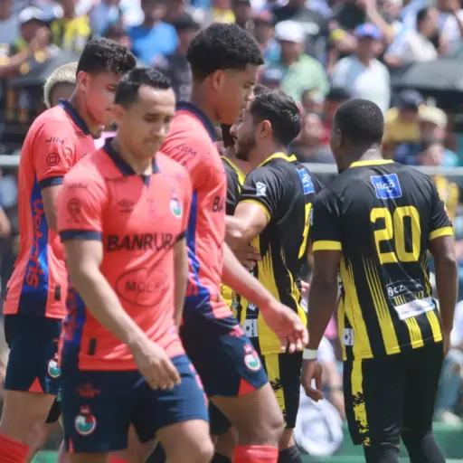 Municipal no pudo mantener su invicto ante Aurora 