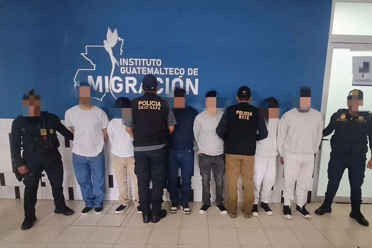 Los guatemaltecos fueron detenidos al momento de ingresar al país., PNC