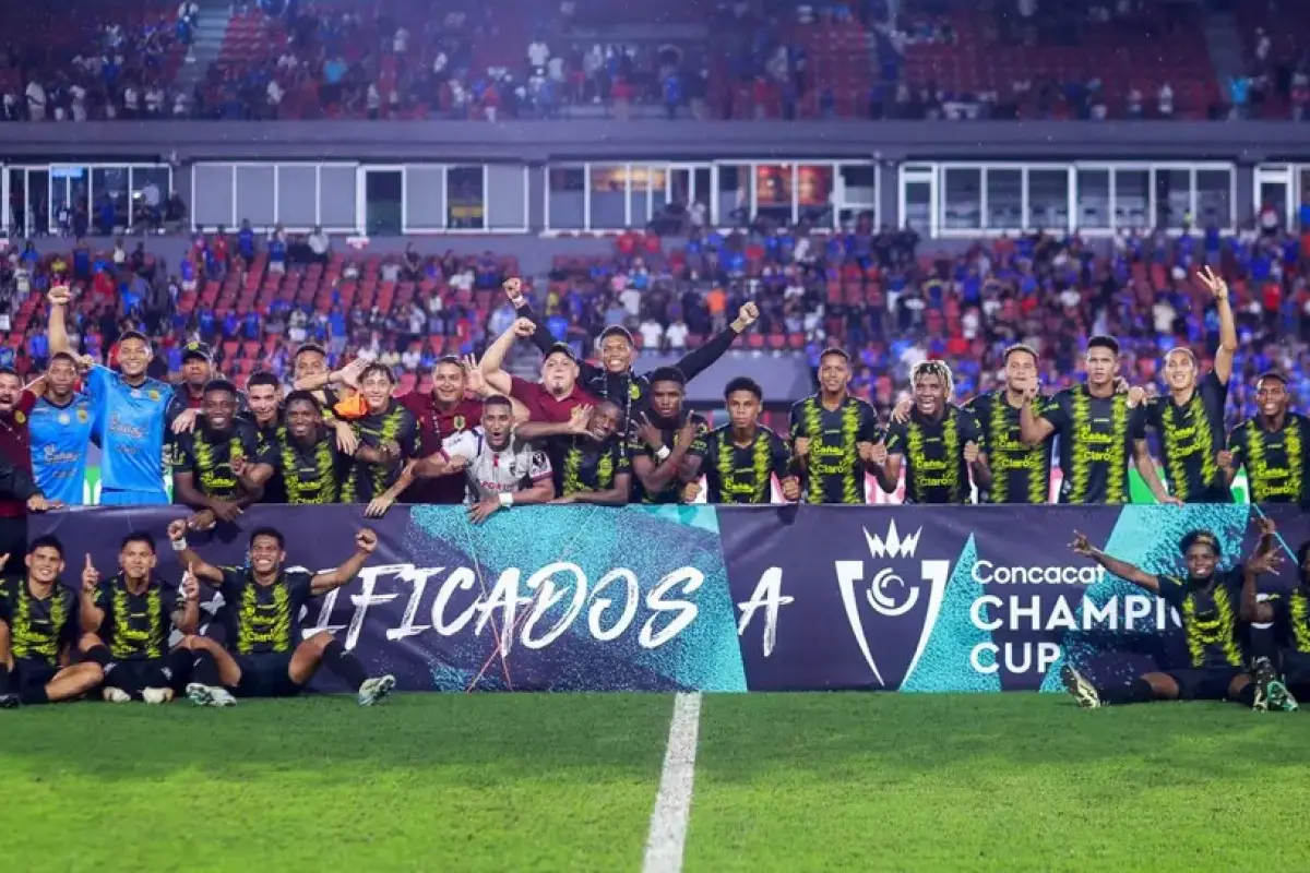 Real España primer equipo clasificado a semifinales de Copa Centroamericana 2025