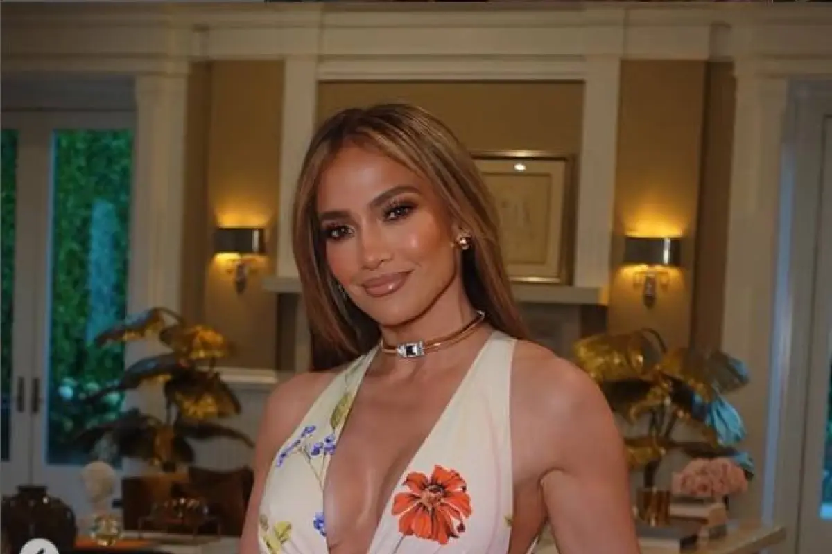 Jennifer López, Instagram