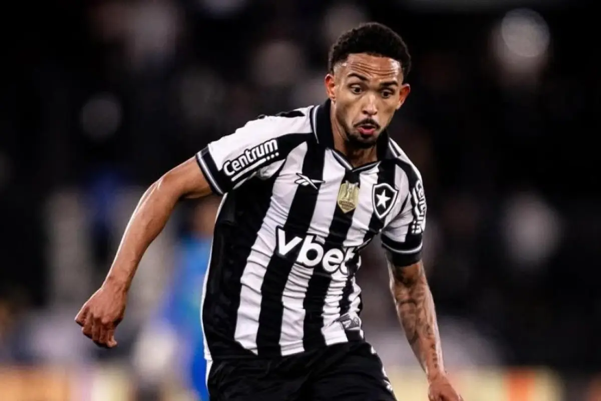 Brasil convoca a Vitinho para sustituir a Vanderson