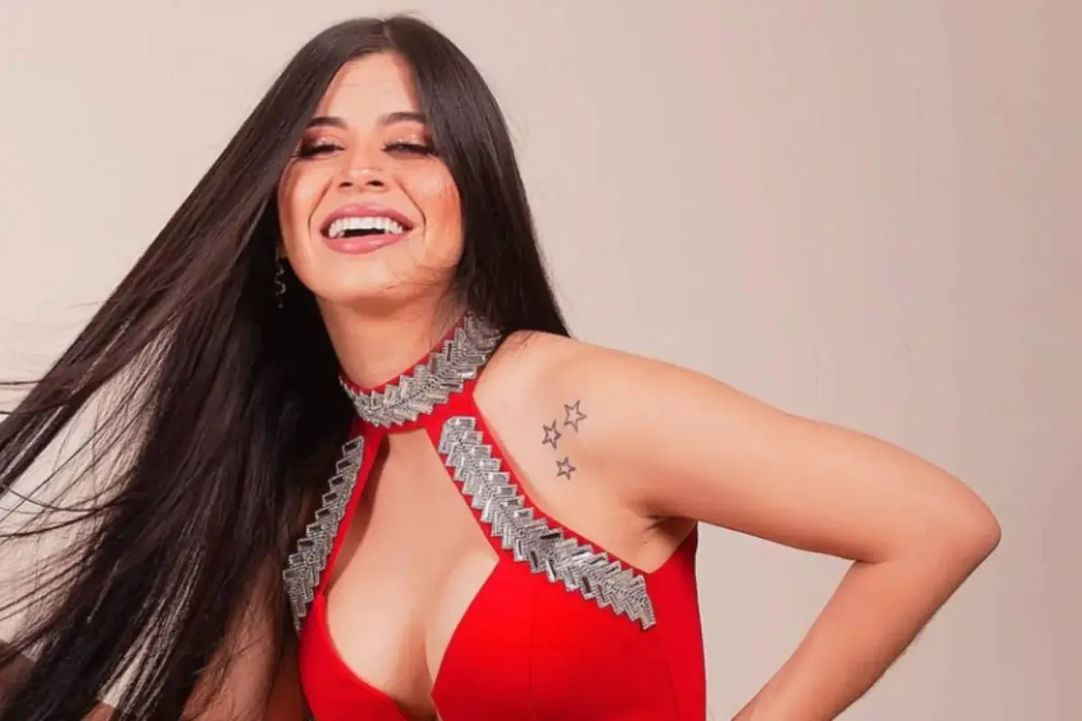 Paola Caldera, Instagram