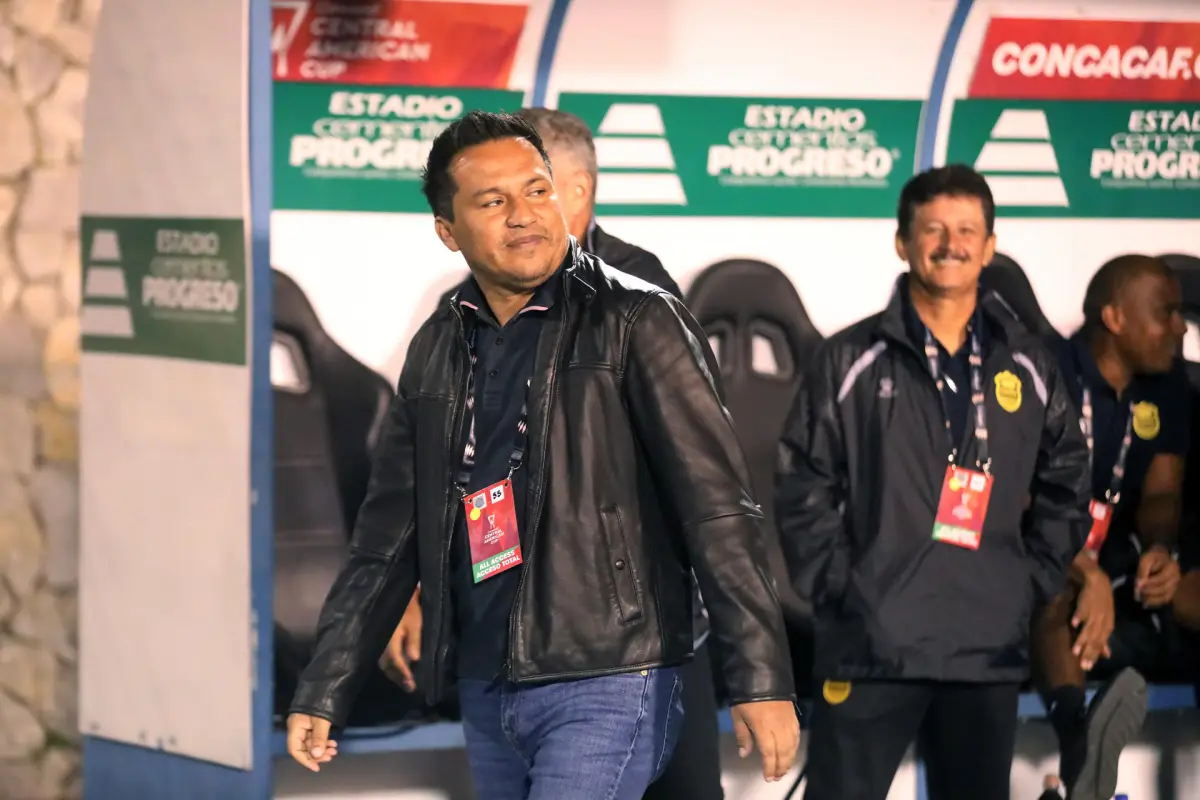 Amarini Villatoro, técnico de Xelajú MC - EFE