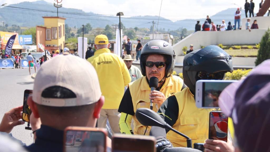 Poema al migrante de Fredy López | Alex Meoño