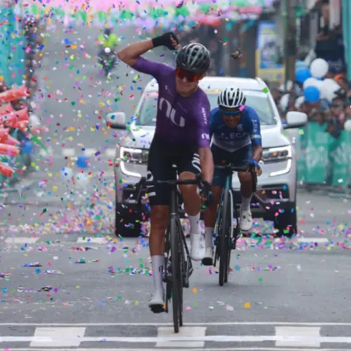Rodrigo Contreras, del NU Colombia, ganó la octava etapa de Vuelta a Guatemala 