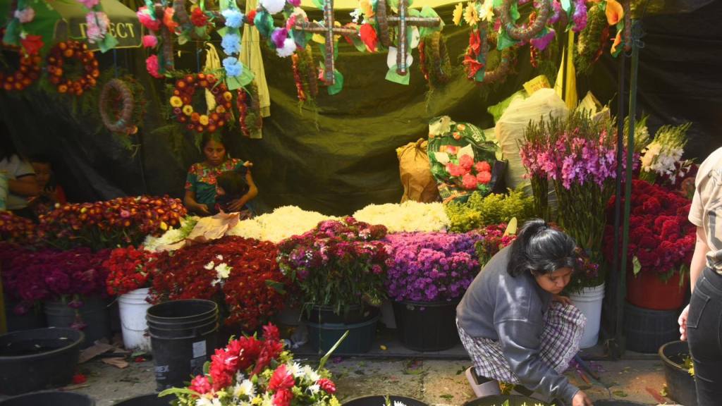 Ventas de flores.  | Foto Omar Solís