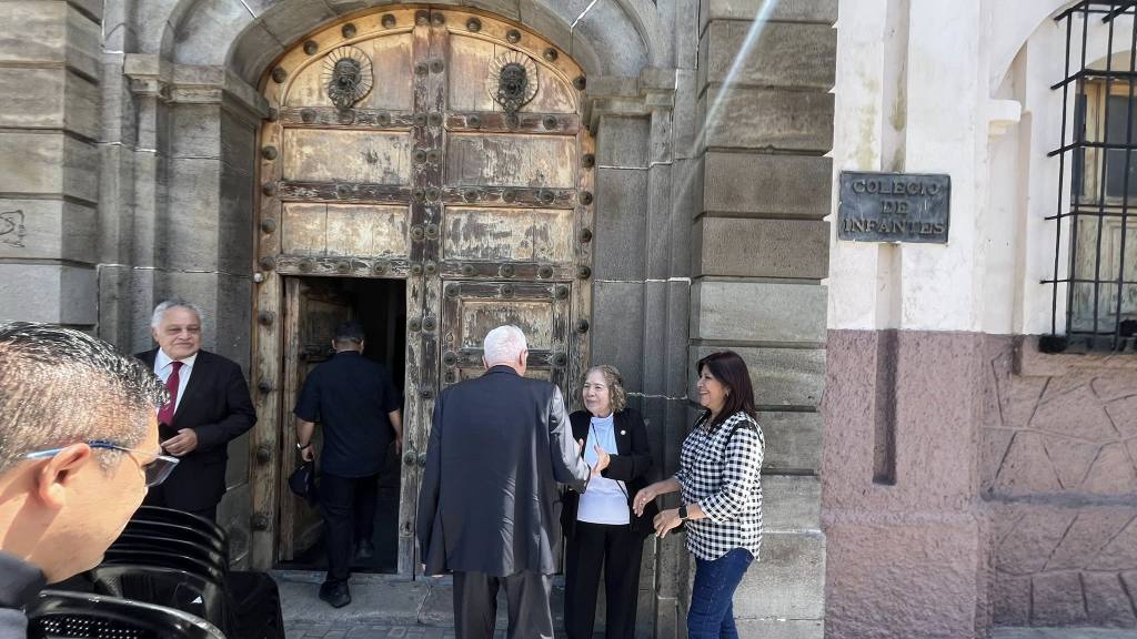 Esperan unas 25 mil personas en Plaza de la Constitución | Arzobispado de Guatemala