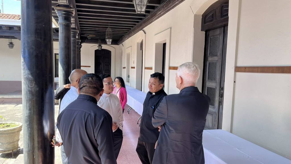 Esperan unas 25 mil personas en Plaza de la Constitución | Arzobispado de Guatemala