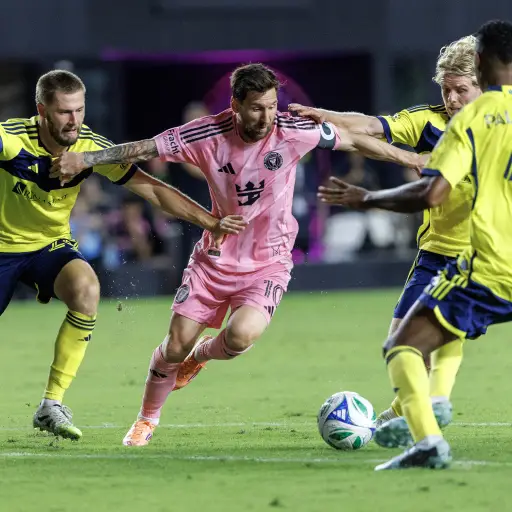 Messi, Pacho, Raphinha o Valverde, entre los finalistas del once de FIFPro 2025