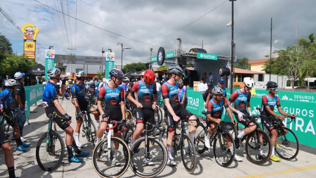 Vuelta a Guatemala 2025, etapa 1 | Alex Meoño / Alejandro Chet