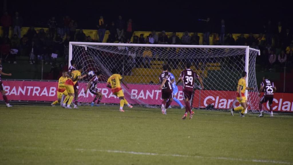 Apertura 2025: Marquense vs. Comunicaciones  | Diego José Vásquez