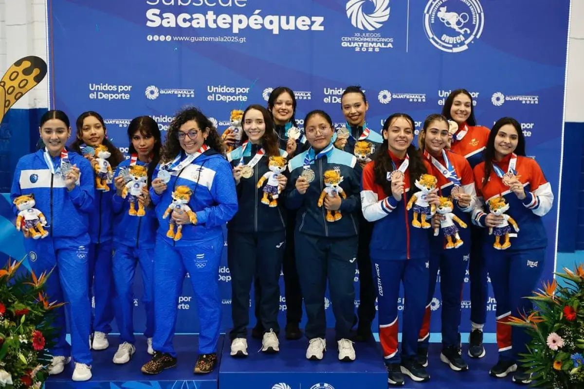 Guatemala impone su superioridad en esgrima por equipos con dos oros., @guatemala2025