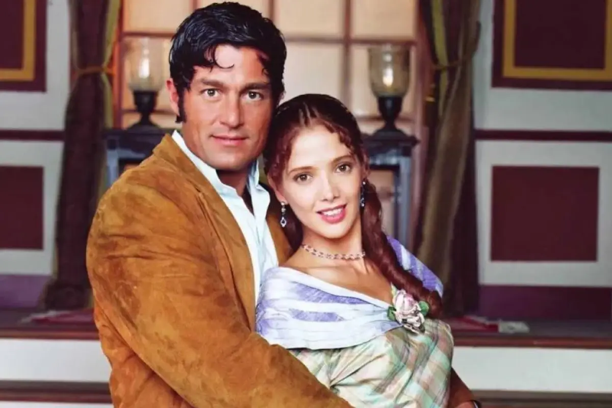 Adela Noriega, Instagram