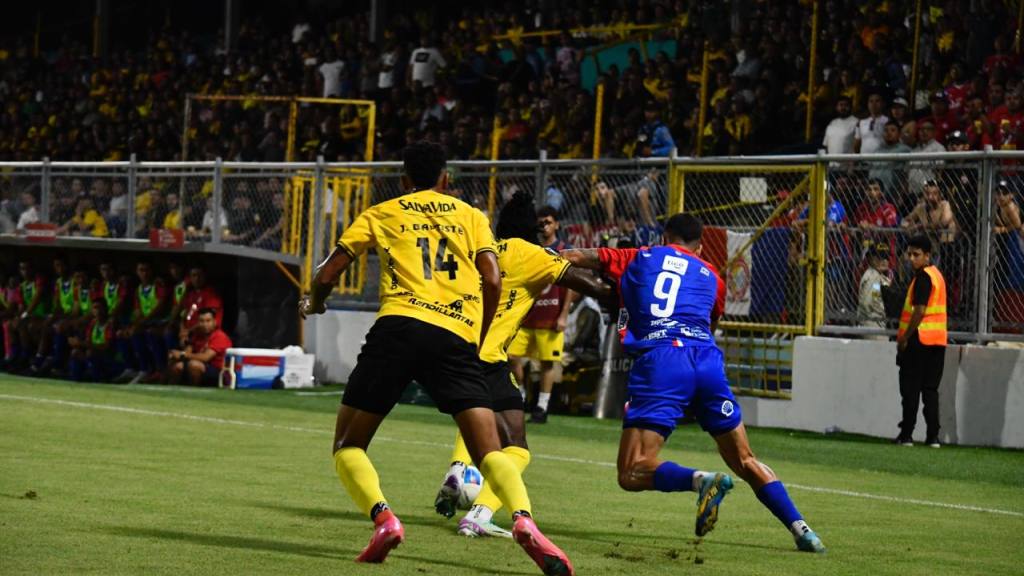 Copa Centroamericana: Real España vs. Xelajú  | Adriana Ramos 