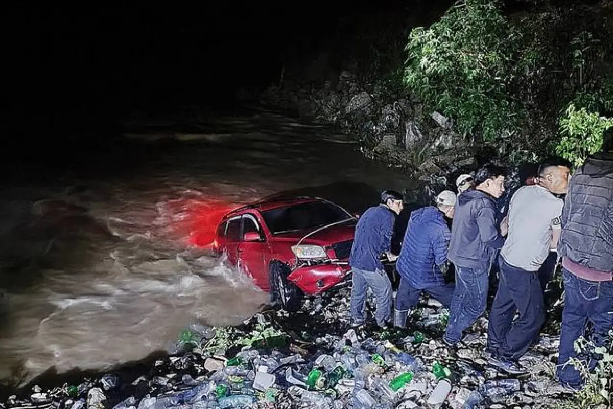 ., Bomberos Municipales Departamentales