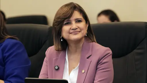 Vicepresidenta expresa frustración por situación en USAC